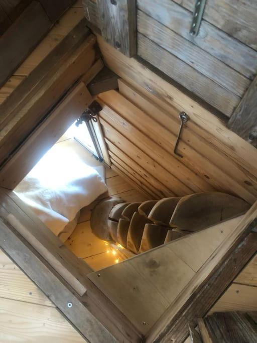 Nuit Insolite - La Cabane Du Haut-Doubs Les Gras Esterno foto